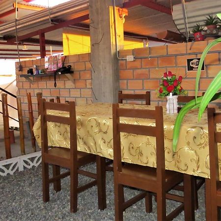 Flor Del Valle Posada Tarapoto Ngoại thất bức ảnh