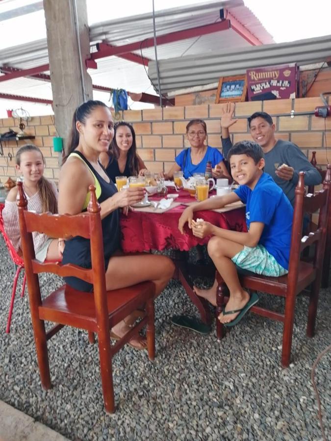 Flor Del Valle Posada Tarapoto Ngoại thất bức ảnh